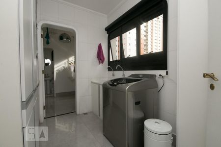 Apartamento à venda com 169m², 4 quartos e 3 vagas Apartamento à venda com 169m², 4 quartos e 3 vagasÁrea de serviço
