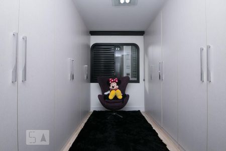 Apartamento à venda com 169m², 4 quartos e 3 vagas Apartamento à venda com 169m², 4 quartos e 3 vagasQuarto_2