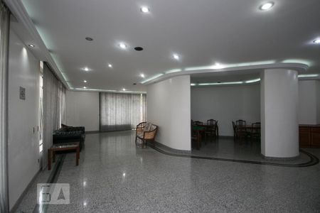 Apartamento à venda com 169m², 4 quartos e 3 vagas Apartamento à venda com 169m², 4 quartos e 3 vagasSalão de jogos