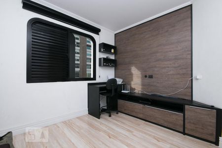 Apartamento à venda com 169m², 4 quartos e 3 vagas Apartamento à venda com 169m², 4 quartos e 3 vagasQuarto_1