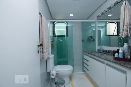 Apartamento à venda com 169m², 4 quartos e 3 vagas Apartamento à venda com 169m², 4 quartos e 3 vagasBanheiro