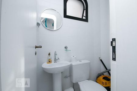 Apartamento à venda com 169m², 4 quartos e 3 vagas Apartamento à venda com 169m², 4 quartos e 3 vagasBanheiro Área de serviço