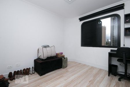 Apartamento à venda com 169m², 4 quartos e 3 vagas Apartamento à venda com 169m², 4 quartos e 3 vagasQuarto_1