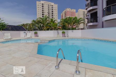 Apartamento à venda com 118m², 3 quartos e 2 vagasPiscina