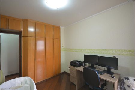 Apartamento à venda com 118m², 3 quartos e 2 vagasQuarto 2