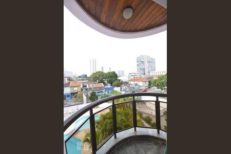 Apartamento à venda com 118m², 3 quartos e 2 vagasVaranda Quarto 2