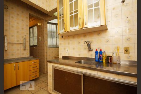 Apartamento à venda com 65m², 2 quartos e sem vagaCozinha