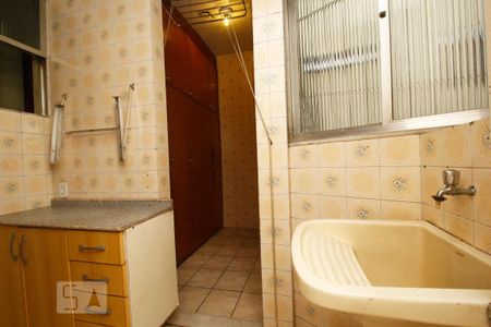 Apartamento à venda com 65m², 2 quartos e sem vagaÁrea de Serviço