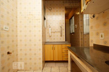 Apartamento à venda com 65m², 2 quartos e sem vagaCozinha