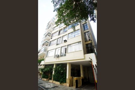 Apartamento à venda com 65m², 2 quartos e sem vagaFachada do Prédio
