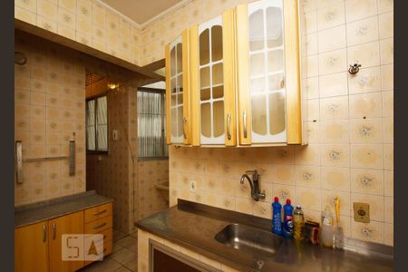 Apartamento à venda com 65m², 2 quartos e sem vagaCozinha