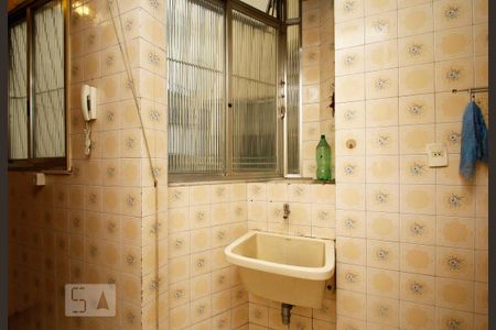 Apartamento à venda com 65m², 2 quartos e sem vagaÁrea de Serviço