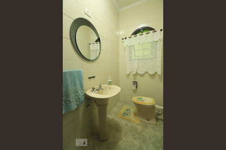 Lavabo de casa à venda com 3 quartos, 177m² em Parque Capuava, Santo André