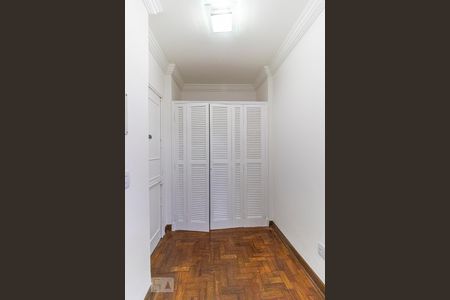 Hall de Entrada  - Armário de apartamento à venda com 2 quartos, 90m² em Bela Vista, São Paulo