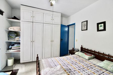 Casa à venda com 200m², 4 quartos e 2 vagas Casa à venda com 200m², 4 quartos e 2 vagasSuíte 1