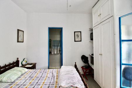 Casa à venda com 200m², 4 quartos e 2 vagas Casa à venda com 200m², 4 quartos e 2 vagasSuíte 1