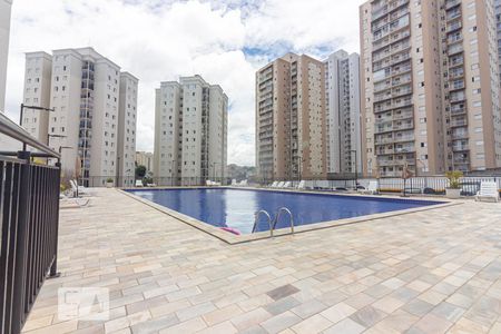 Apartamento para alugar com 52m², 2 quartos e sem vagaÁrea comum - Piscina