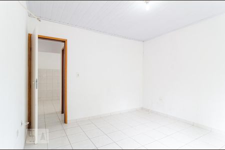 Quarto de casa para alugar com 1 quarto, 40m² em Vila Guarani (zona Sul), São Paulo