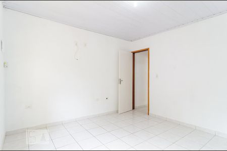 Quarto de casa para alugar com 1 quarto, 40m² em Vila Guarani (zona Sul), São Paulo