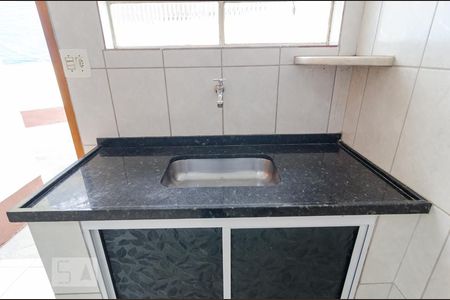 Sala/Cozinha de casa para alugar com 1 quarto, 40m² em Vila Guarani (zona Sul), São Paulo