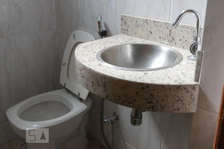 Apartamento à venda com 251m², 4 quartos e 2 vagasBanheiro Social