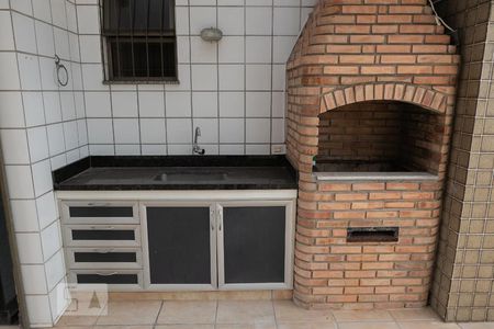 Apartamento à venda com 251m², 4 quartos e 2 vagasChurrasqueira