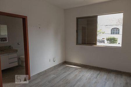 Apartamento à venda com 251m², 4 quartos e 2 vagasSuíte 2