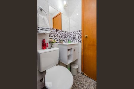 Banheiro de apartamento para alugar com 3 quartos, 67m² em Betânia, Belo Horizonte