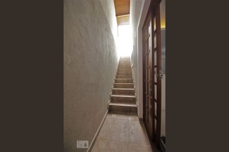 Casa para alugar com 185m², 3 quartos e 2 vagasCorredor
