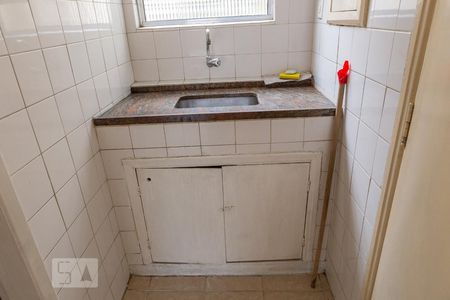 Cozinha de kitnet/studio para alugar com 1 quarto, 25m² em Barra Funda, São Paulo