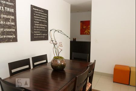 Sala de apartamento à venda com 2 quartos, 72m² em Barra da Tijuca, Rio de Janeiro