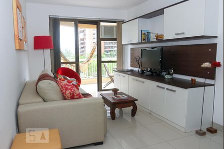 Sala de apartamento à venda com 2 quartos, 72m² em Barra da Tijuca, Rio de Janeiro