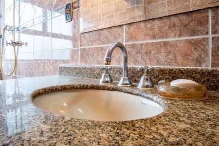 Casa à venda com 350m², 3 quartos e 2 vagas Casa à venda com 350m², 3 quartos e 2 vagasBanheiro da Suíte 1