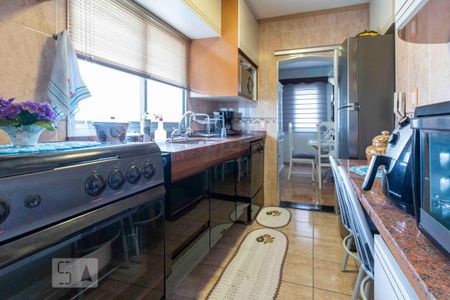 Apartamento à venda com 110m², 3 quartos e 2 vagasCozinha