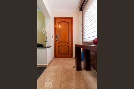 Hall de Entrada de apartamento à venda com 3 quartos, 110m² em Vila Granada, São Paulo