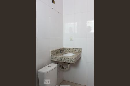 Banheiro de apartamento para alugar com 1 quarto, 40m² em Vila Paiva, São Paulo