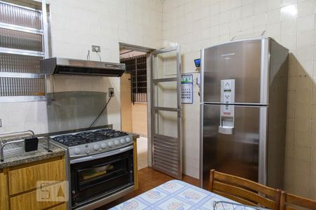 Apartamento à venda com 97m², 2 quartos e sem vaga Apartamento à venda com 97m², 2 quartos e sem vagaCozinha