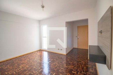 Sala de apartamento para alugar com 1 quarto, 43m² em Setor Leste Universitário, Goiânia