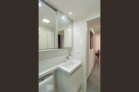 Apartamento à venda com 60m², 2 quartos e 1 vagaBANHEIRO
