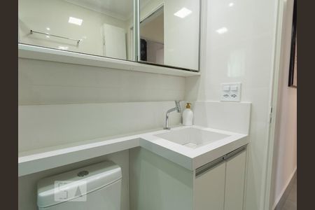 Apartamento à venda com 60m², 2 quartos e 1 vagaBANHEIRO DETALHE
