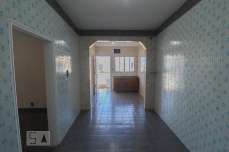 Casa para alugar com 120m², 2 quartos e 2 vagasCozinha