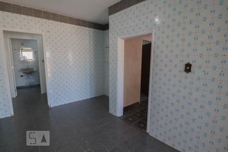 Casa para alugar com 120m², 2 quartos e 2 vagasCozinha