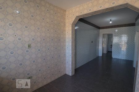 Casa para alugar com 120m², 2 quartos e 2 vagasCozinha