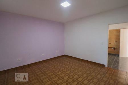 Casa para alugar com 120m², 2 quartos e 2 vagasSuíte