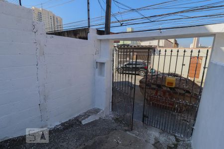 Casa para alugar com 120m², 2 quartos e 2 vagasFachada