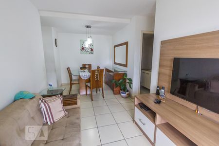 Sala de apartamento para alugar com 2 quartos, 85m² em Freguesia de Jacarepaguá, Rio de Janeiro