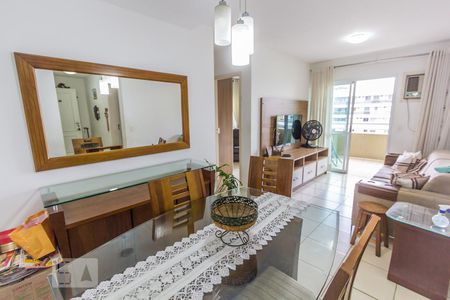 Sala de apartamento para alugar com 2 quartos, 85m² em Freguesia de Jacarepaguá, Rio de Janeiro