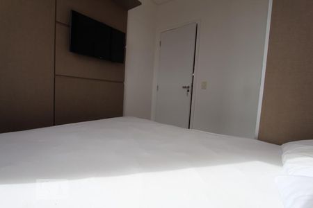 Quarto de kitnet/studio para alugar com 1 quarto, 30m² em Santa Quitéria, Curitiba