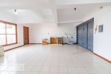 Casa à venda com 336m², 4 quartos e 2 vagas Casa à venda com 336m², 4 quartos e 2 vagasGaragem