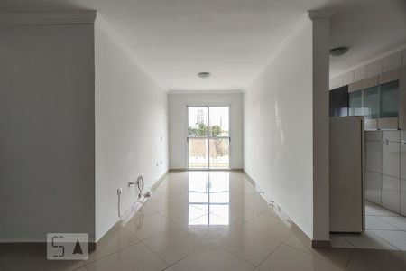 Sala de apartamento para alugar com 2 quartos, 75m² em Umuarama, Osasco